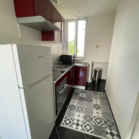 2 Pieces Proche Paris דירה אוברווילייה