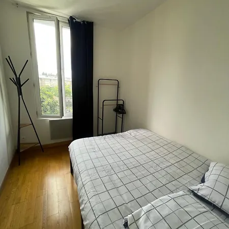 דירה 2 Pieces Proche Paris אוברווילייה